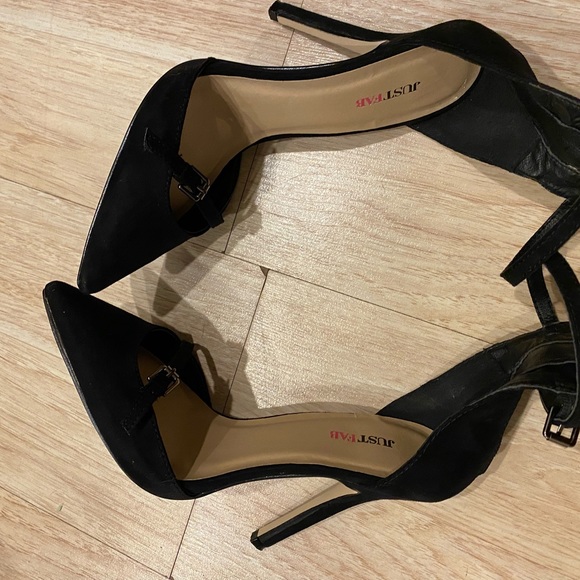 JUSTFAB Fawne black velvet gladiator pointy heels - Picture 5 of 16